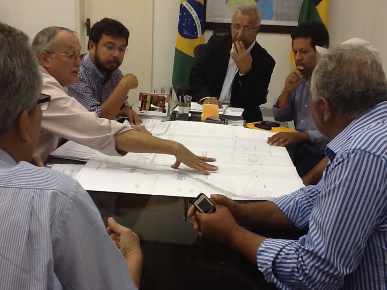 Vice-governador garante que o Grande Rosa Elze vai ter um campo de futebol