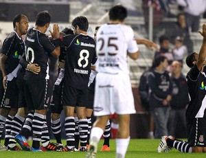  Vasco vence nos pênaltis e pega o Corinthians