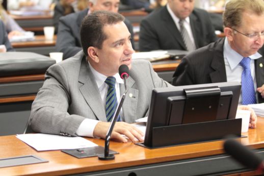 Mendonça Prado apoia criação de concurso público para integrantes dos Tribunais de Contas