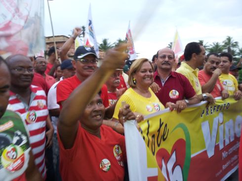 População de Rosário vai às ruas para confirmar liderança de Vino e Wagner