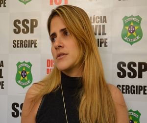 MPF/SE e Emsurb plantam 100 mudas de ipê em Aracaju