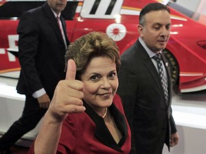 Dilma Rousseff libera R$ 215 milhões para mobilidade urbana e saneamento em Sergipe