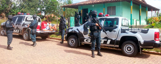 Polícia prende seis em Lagarto e apreende mais de 1,5 kg de cocaína