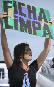  Carnaval da Caueira: Polentinha arrasta pelo menos 50 mil pessoas no Bloco da Prevenção