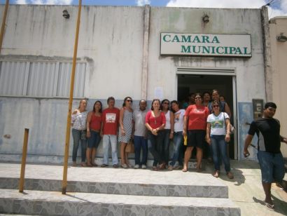 Professores de Santo Amaro ocupam Câmara de Vereadores