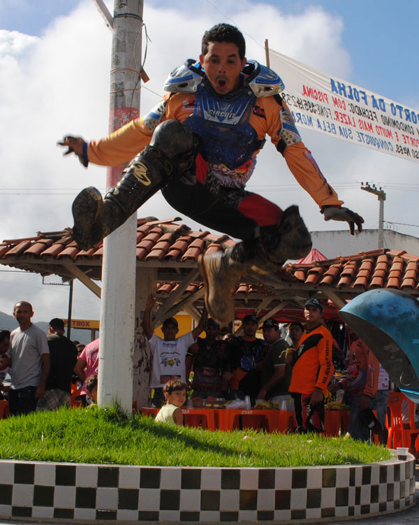 Piloto de Motocross Moisés Lampião é assassinado em Areia Branca