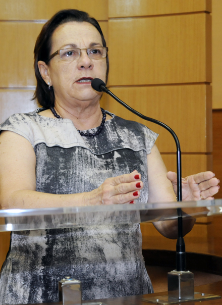 Violência contra professora de São Cristóvão é relatada na Assembleia Legislativa