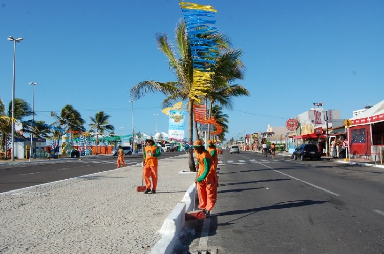 Vila Isabel samba o 'caminho da roça' e é campeã do carnaval do Rio