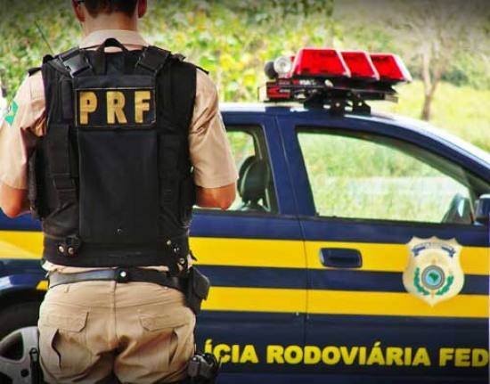 Polícia Militar prende 'Boca de Ouro' no Tijuquinha em São Cristóvão