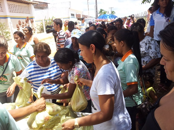 Prefeitura de Itaporanga distribui mais de 14 mil Kits da Semana Santa para famílias carentes 