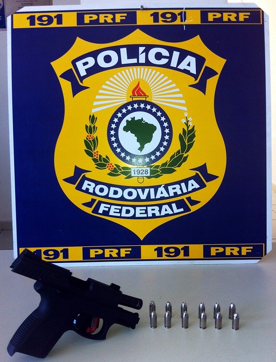   Vereador de Ribeirópolis é detido pela PRF por porte ilegal de arma de fogo.