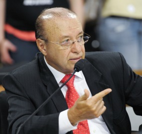 Senador Valadares defende que debate da Reforma Política seja retomado