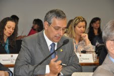 Projeto de Eduardo Amorim prevê 30% das multas de trânsito para o Fundo Nacional de Saúde