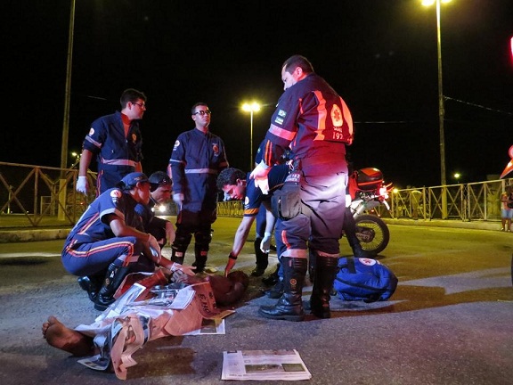 Homem morre ao cair de ônibus no Terminal do Mercado em Aracaju