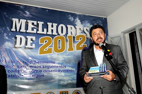 Valmor Barbosa é condecorado com o prêmio Melhores de 2012