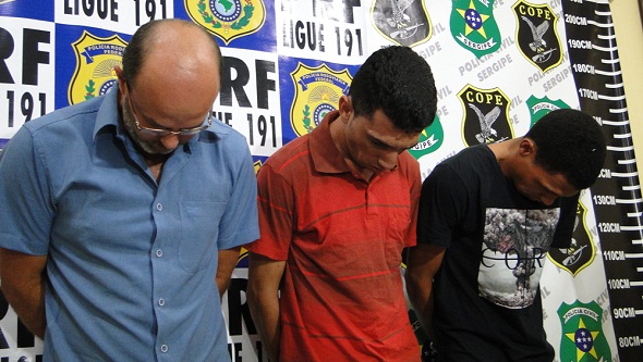  Polícia Rodoviária Federal prende três homens depois de assalto a caixa eletrônico