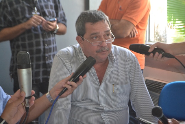 Hélio Sobral garante realização de concurso público em Japaratuba