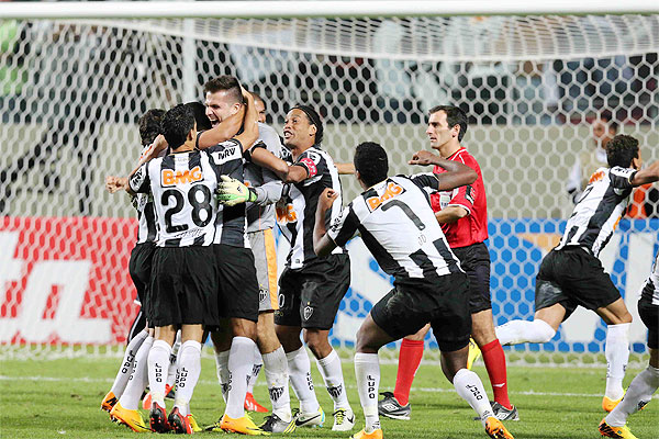  Atlético-MG faz história, derrota Newell’s nos pênaltis e chega à final da Libertadores