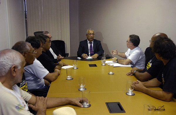 Mendonça Prado é homenageado por delegados da Polícia Federal, Civil e OAB/SE