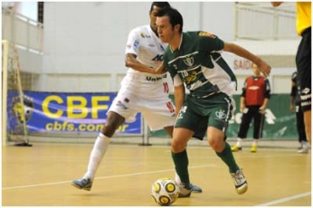 Itaporanga e Capela se enfrentam nesta terça para decidir os semifinalistas de Futsal