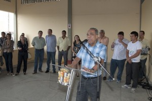 Prefeito inaugurou o Centro de Triagem no 17 de Março (Foto: Pedro Leite)