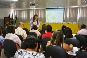  Coordenadores avaliam pedagogia e logística do Sistema Aprende Brasil.(Foto: Walter Martins)
