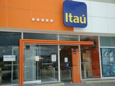  SEEB/SE denuncia Banco Itaú práticas por atendimento discriminatório