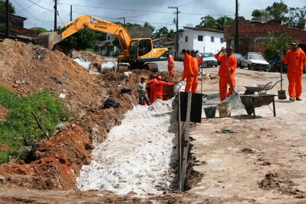 Governo do Estado trabalha na recuperação das rodovias de São Cristóvão