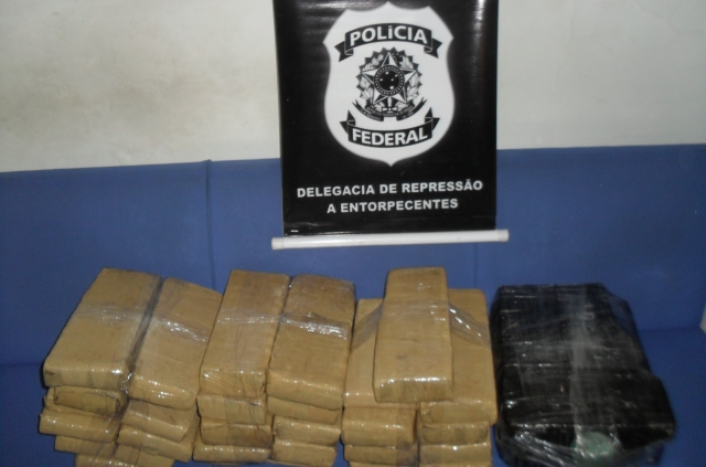    Polícia Federal apreende 40 Kg de maconha em Cristinápolis