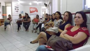 Ato público e café da manhã para mídia e familiares de internos, segunda-feira, 09/09, 7h, na Unidade Provisória de Internação (USIPE), na Av. Tancredo Neves, vizinho ao CENAN.(Divulgção/CUT)