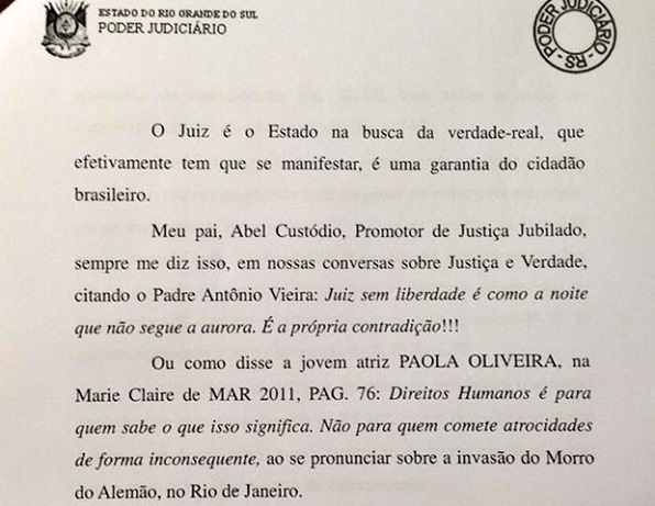 Juiz de Porto Alegre cita atriz em sentença e causa polêmica na web