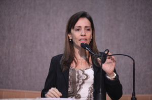  Emília Correia diz que Lei Seca ainda não alcançou o objetivo.(Foto: César de Oliveira)