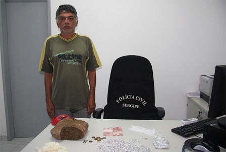 Polícia prende ex-presidiário com crack e 5 kg de maconha em Itabaianinha