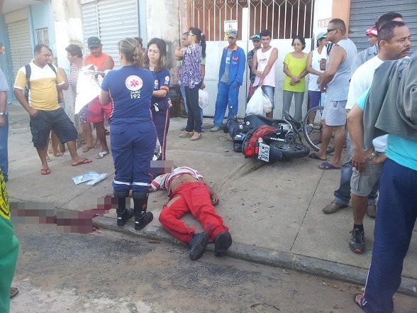   Motociclista morre após colisão com táxi na Rodovia João Bebe Água