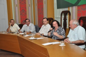  Projeto de reforma foi apresentado e detalhado passo a passo pela secretária Lúcia Falcón (Foto: Eduardo Almeida/Sedurb)