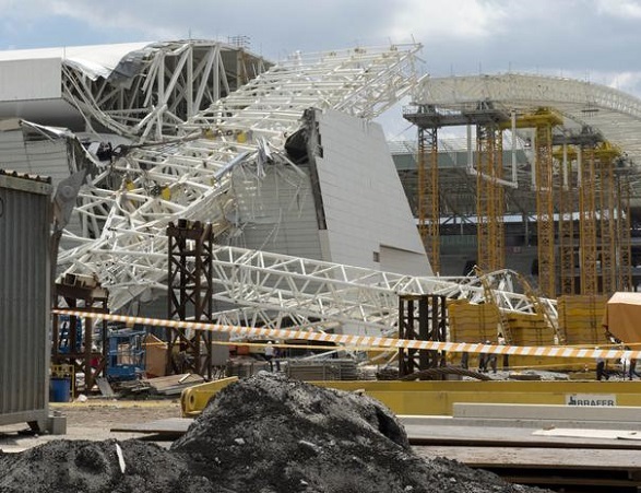 Acidente nas obras da Arena Corinthians deixa dois mortos