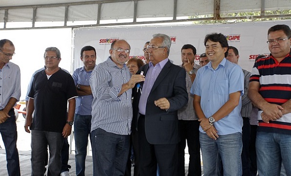 Prefeitura de Aracaju mobiliza equipes para minimizar efeitos das chuvas