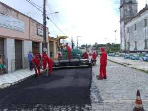 Cerca de 5 mil metros de asfalto serão utilizados em Maruim (Foto: Reprodução) 