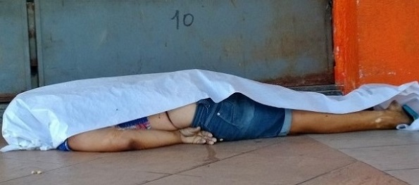  Dupla executa mulher a tiros no Centro Comercial de Aracaju
