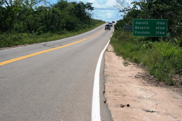 Governo revitaliza sinalização da SE-335 entre a BR-101 e Neópolis