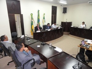 Vereadores aprovam projetos de emenda à Lei Orgânica do município. (Foto: Ascom/Câmara)