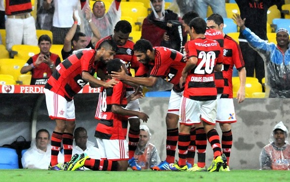  Flamengo vence Goiás, novamente, e decide Copa do Brasil com o Atlético-PR