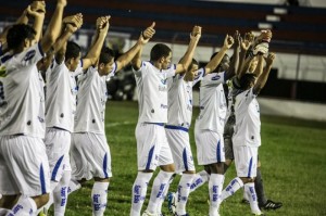 Confiança venceu por 2 a 1 (Foto: Confiança)