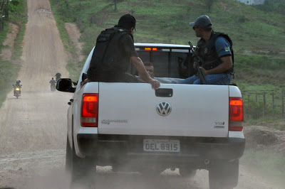 Polícia Civil realiza operação para cumprir mandados de prisão em todo o Estado