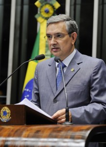 Senador Eduardo Amorim. (Divulgação)