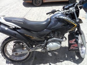 Honda NXR Bross, de cor preta e placa NVJ-3174. (Divulgação/Pm/AL)