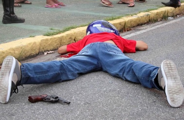 Homem é morto após tentar assaltar policial militar à paisana em Aracaju