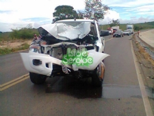  Motociclista morre em colisão com caminhonete em Japaratuba