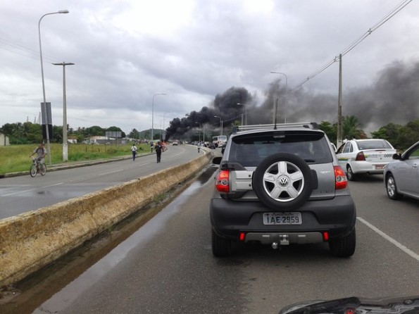 Taxistas protestam contra transporte de clandestinos em Sergipe