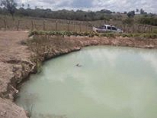 Corpo é encontrado boiando dentro de um tanque em Itabaiana